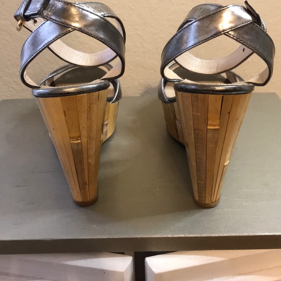 Lightly used Silver Prada with Bamboo Wedge heel - Picture 4 of 5
